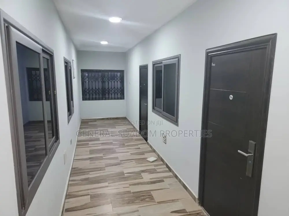 3bdrm Apartment in Suadom Properties, Accra Metropolitan for rent