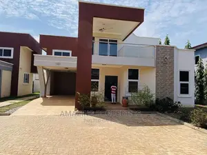 4bdrm House in Adjiriganor for Rent