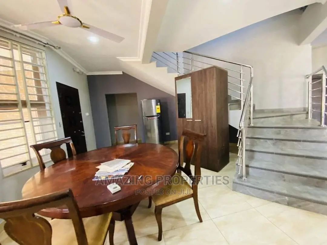 4bdrm House in Adjiriganor for Rent