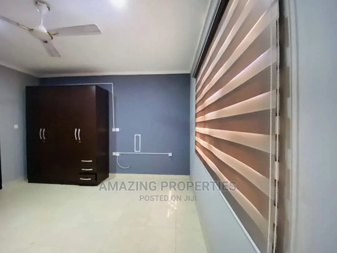 4bdrm House in Adjiriganor for Rent