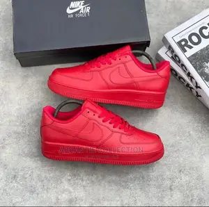 Nike Air Force 1 University Red