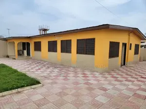3bdrm House in Suadom Properties, Accra Metropolitan for rent