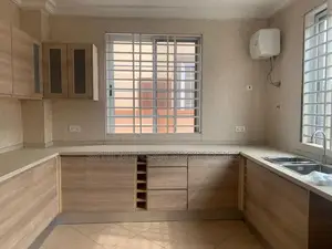 4bdrm House in 4 Bedroom House for for Sale