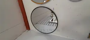 Round Mirror