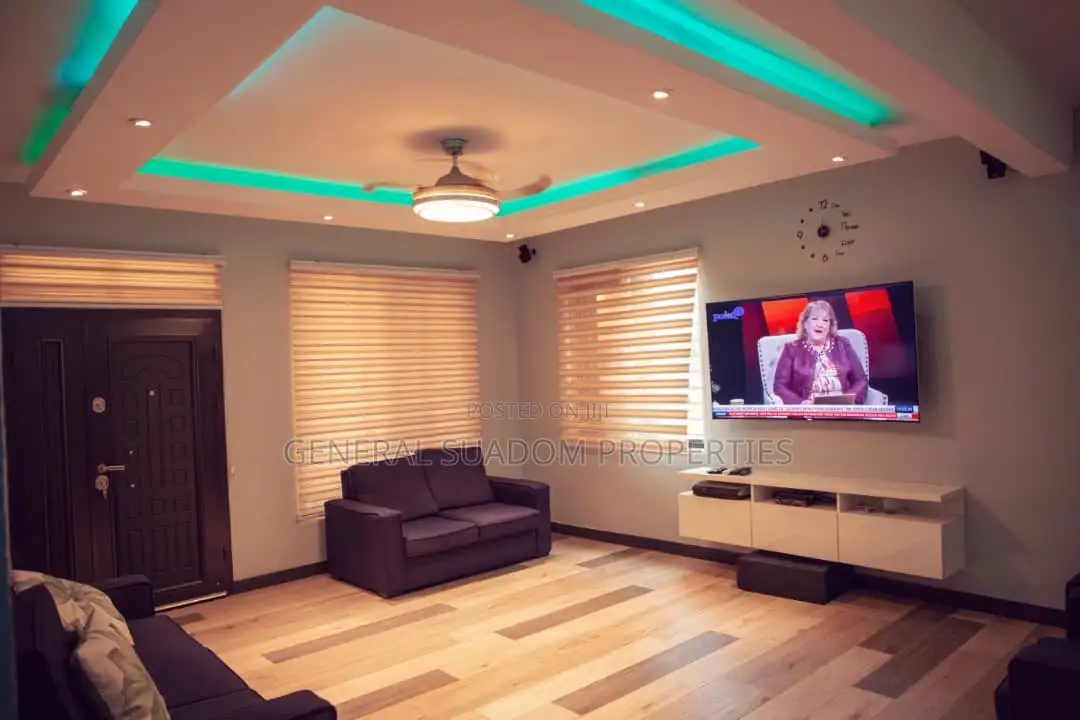 4bdrm House in Suadom Properties, Barrier for Sale