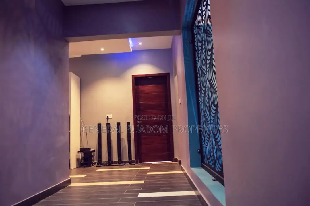 4bdrm House in Suadom Properties, Barrier for Sale