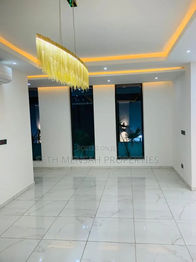 4bdrm House in 4 Bedroom House for for Sale