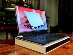 New Laptop Alienware M17x R2 16GB Intel Core I7 SSD 1T