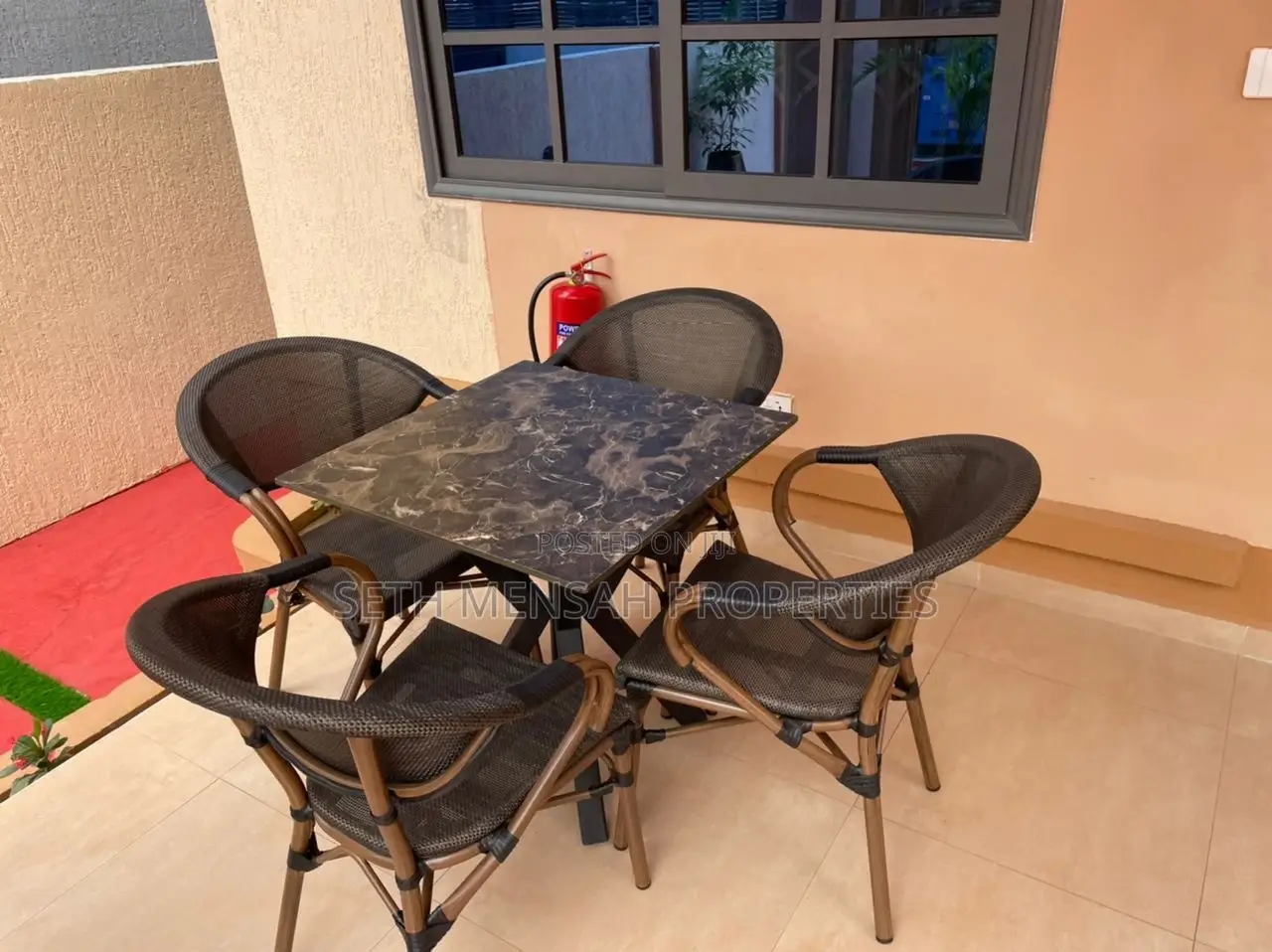 Furnished 4bdrm House in 4 Bedroom House Full, West Legon for Rent