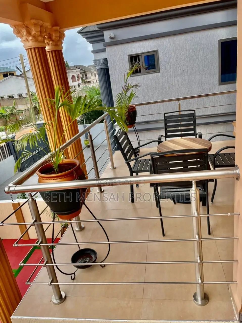 Furnished 4bdrm House in 4 Bedroom House Full, West Legon for Rent