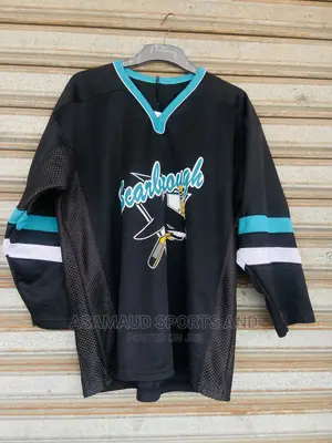 Original Ice Skating Jerseys at Cool Price