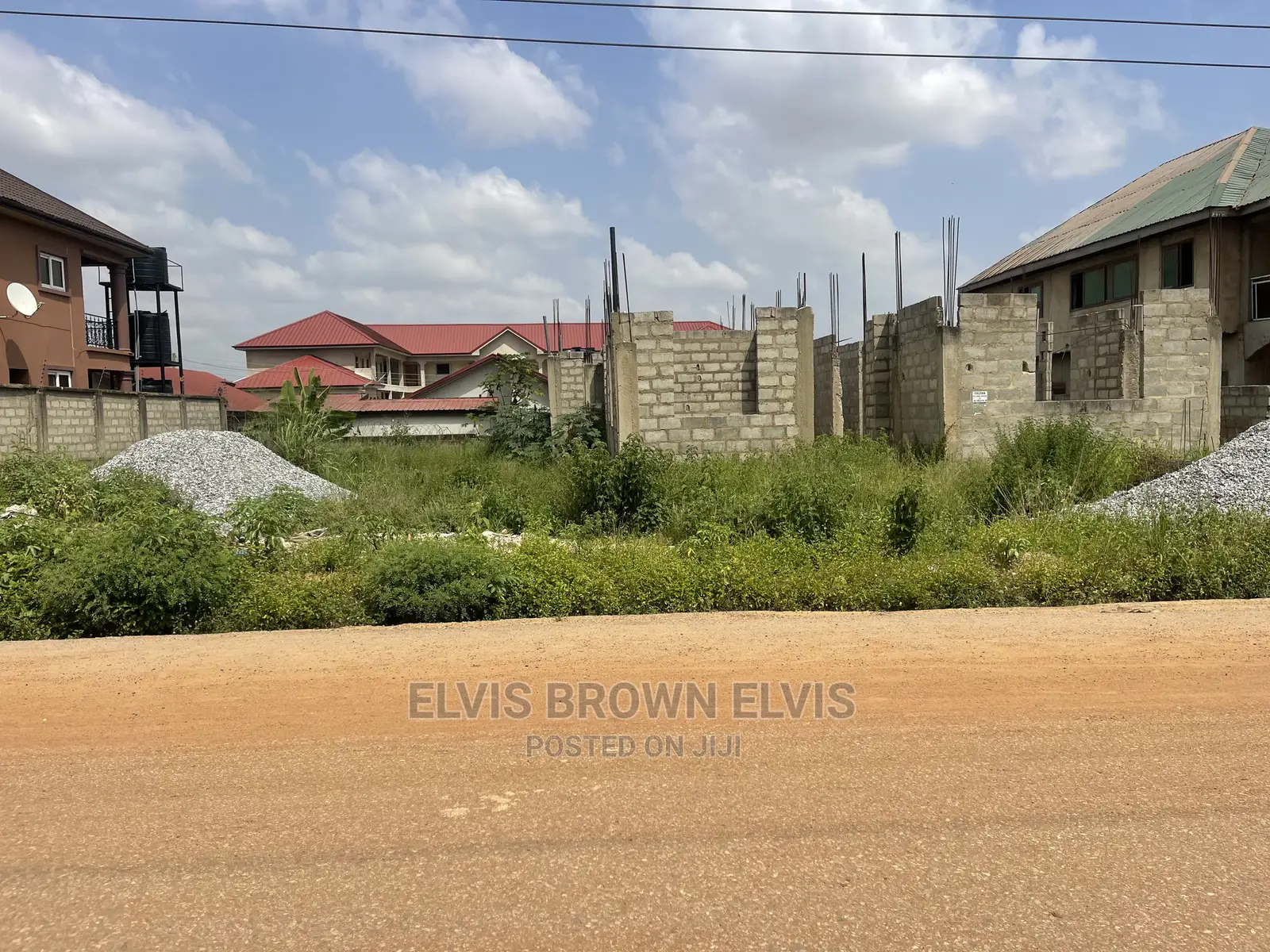 One Plot With 4 Bed Uncomplited 4 Sale at Ajiriganor