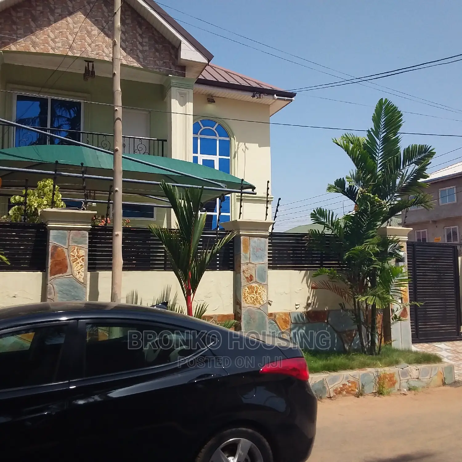 3bdrm House in Bronko Housing, Baatsona Total for rent