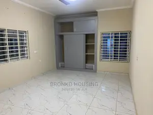 3bdrm House in Bronko Housing, Spintex for rent