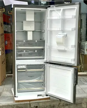 LG 446litres GC-F689BLCM Refrigerator With Water Dispenser