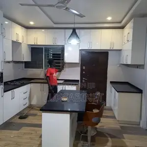 Modern Kitchen Cabinets With Marble Countertops