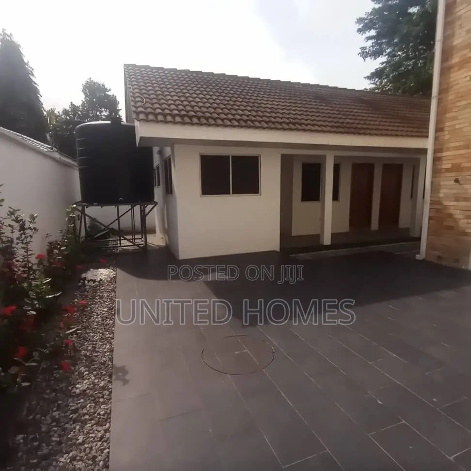 4bdrm House in East Legon for Rent