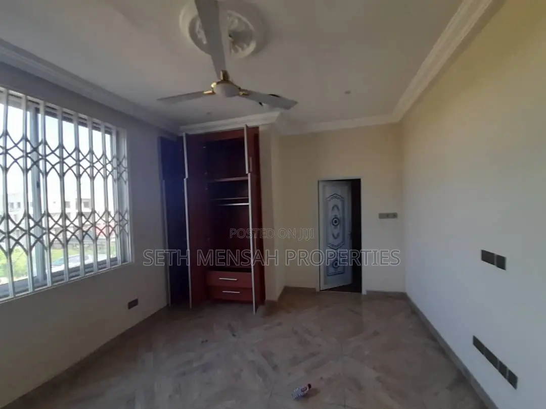 5bdrm House in 5 Bedroom House For, Adjiriganor for Rent