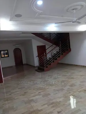 5bdrm House in Post 
Location:, Dworwulu for Rent