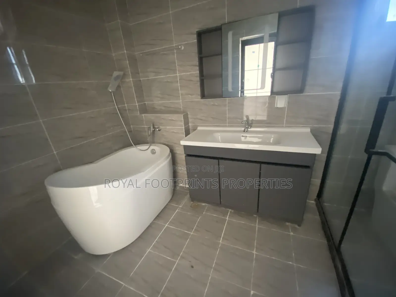 4bdrm House in Royal Footprint, East Legon for Rent