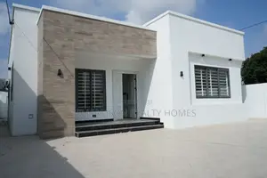 3bdrm House in Community 16, Spintex for sale