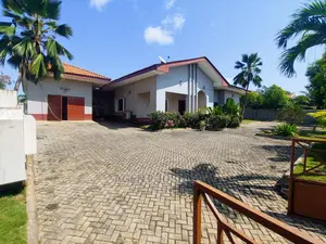 3bdrm House in Regimanuel Silver for rent