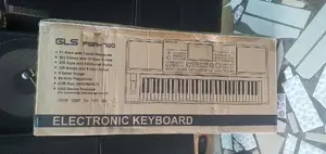 GLS Psr 720 Keyboard