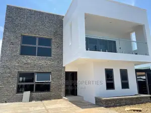 4bdrm House in Airport Residential Area for Sale