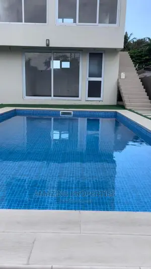 Furnished 4bdrm Townhouse / Terrace in Cantonments for Rent