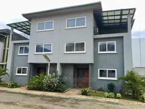 Furnished 4bdrm Townhouse / Terrace in Cantonments for Rent