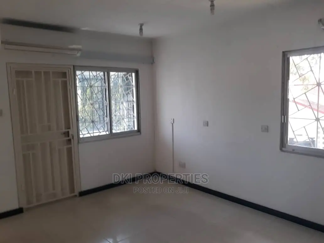 4bdrm House in Dki Properties, Cantonments for Rent