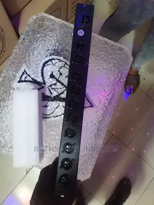 El-1**8 DMX Distributor/Splitter 10channels