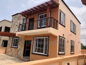 4bdrm House in Achimota for Sale