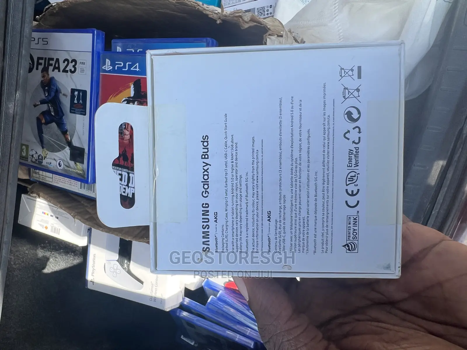 Brand New Samsung Buds