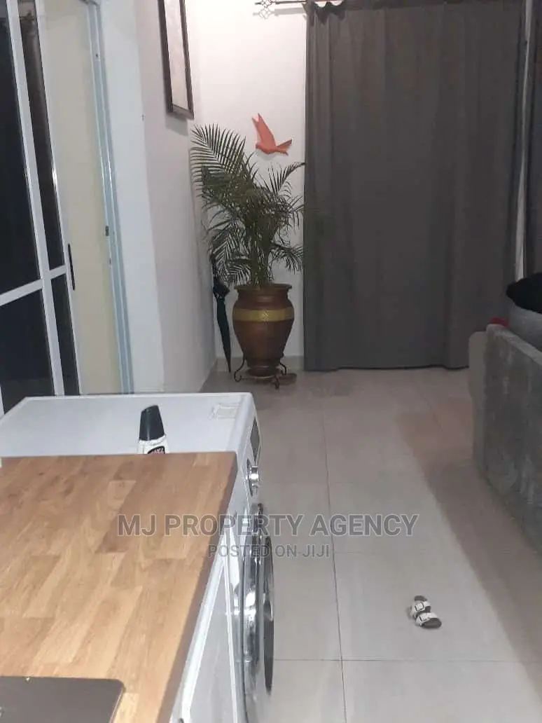 Furnished 3bdrm Apartment in Golf City Tema for Rent