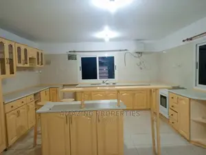 4bdrm House in Spintex for rent