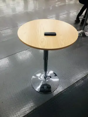 Quality Bar Table