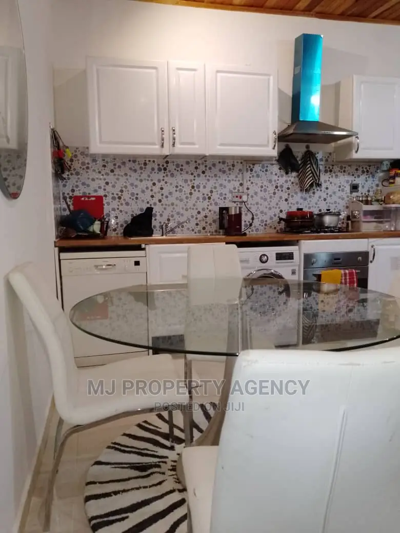 Furnished 3bdrm Apartment in Golf City Tema for Rent