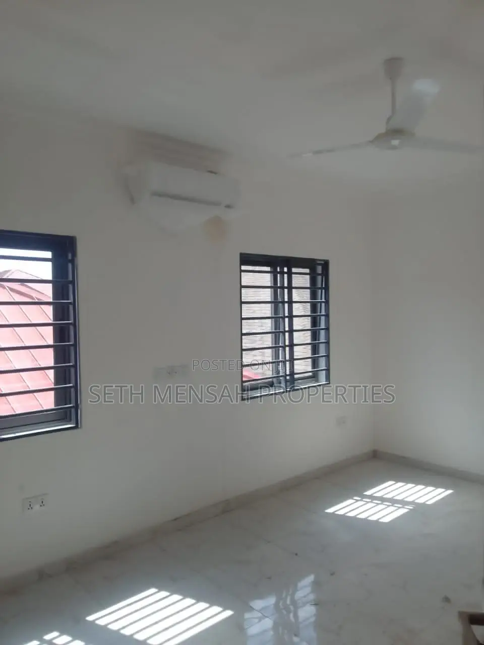 4bdrm House in Skm, Mile 7 for Sale