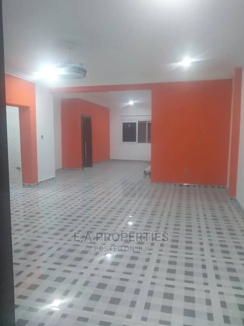 2bdrm Apartment in E a Propertis, School Junction for Rent