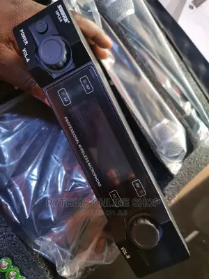 Shure UPLX4 Cordless Microphones