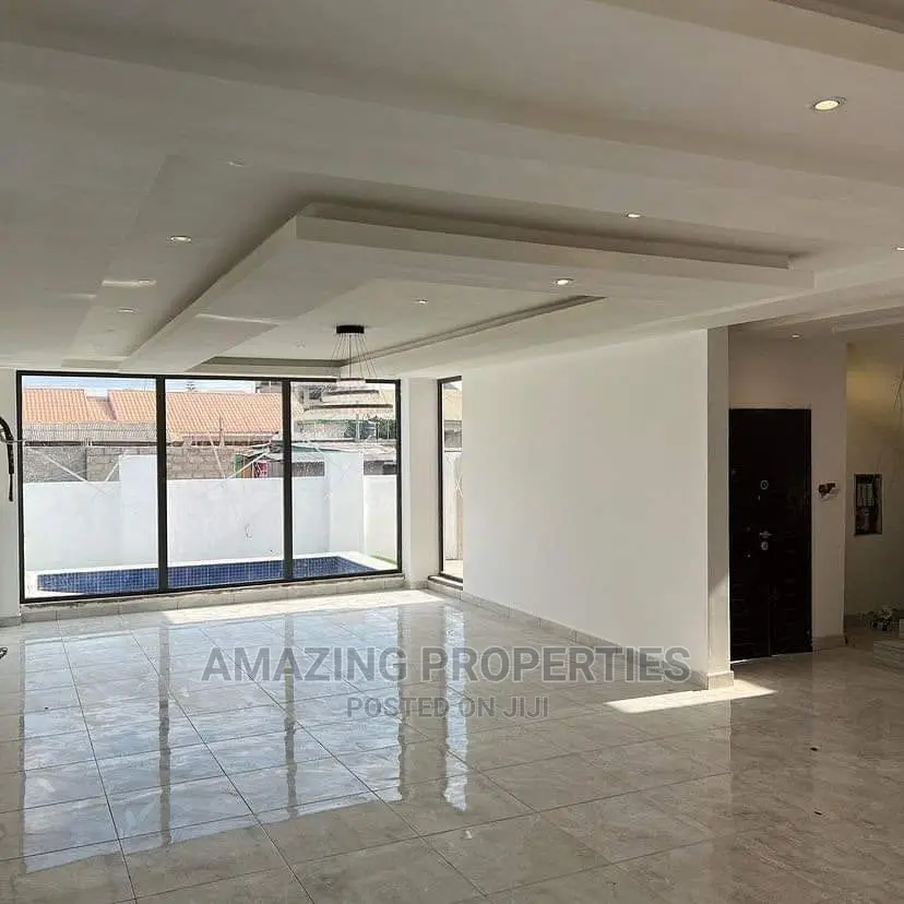 4bdrm House in East Legon(Ogbojo) Labone for Sale