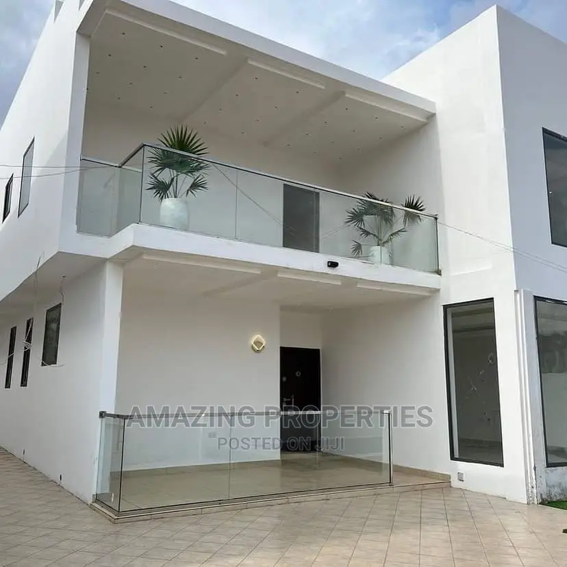 4bdrm House in East Legon(Ogbojo) Labone for Sale