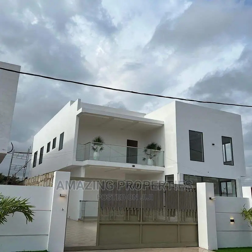 4bdrm House in East Legon(Ogbojo) Labone for Sale