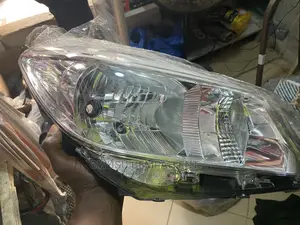 Toyota Vitz Headlight