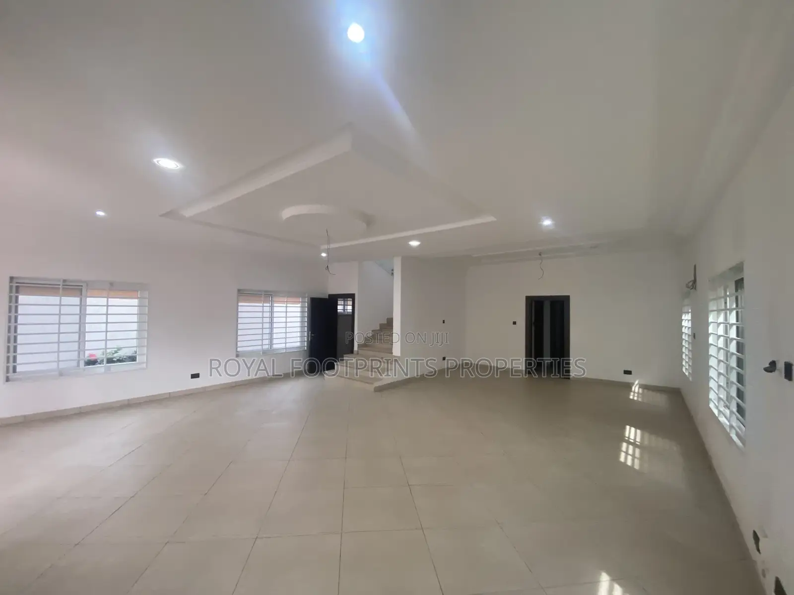 4bdrm House in Airport Residential Area for Sale