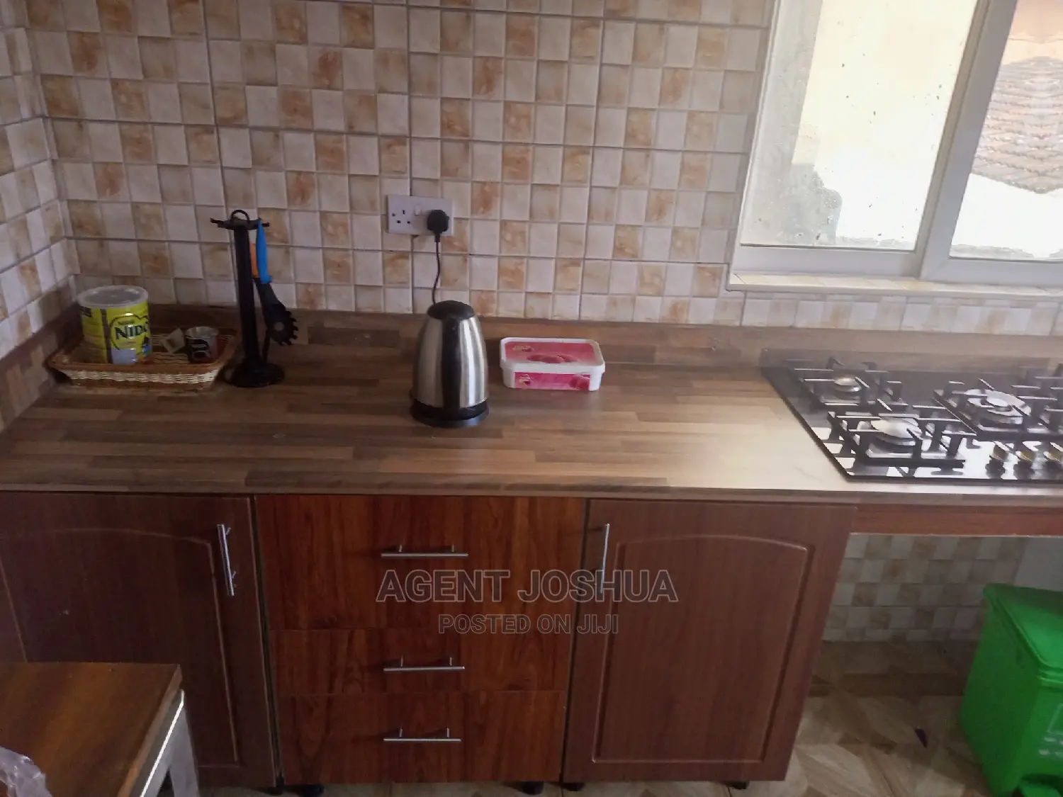 3bdrm House in Manet Court Estate for rent
