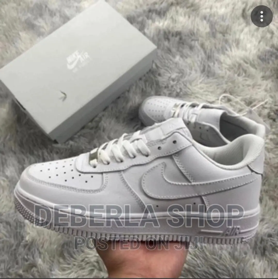 All White Nike Air Force 1