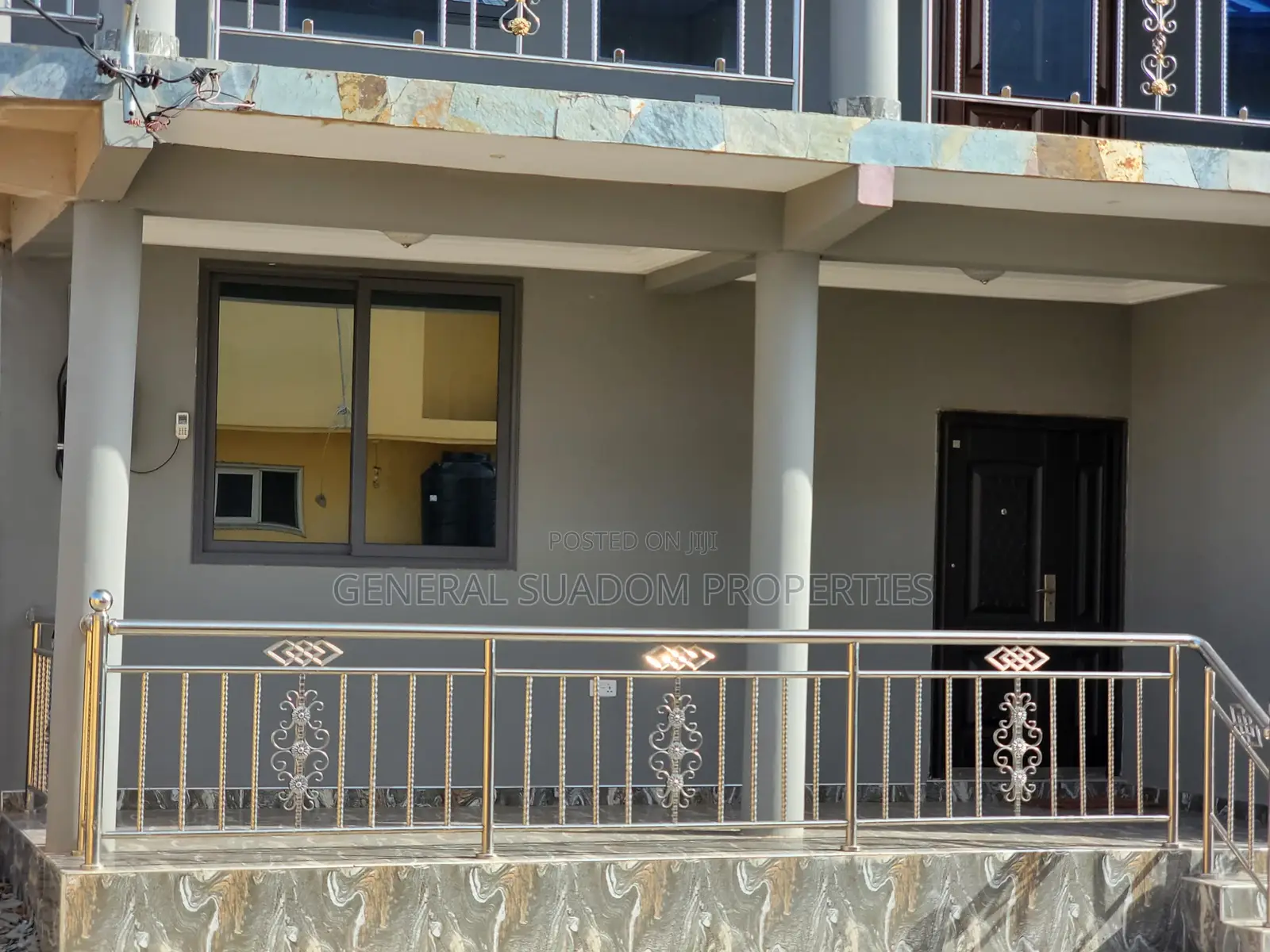 3bdrm Apartment in Suadom Properties, Baatsona Total for rent