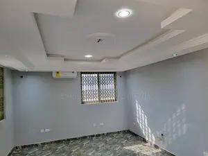 3bdrm Apartment in Suadom Properties, Baatsona Total for rent